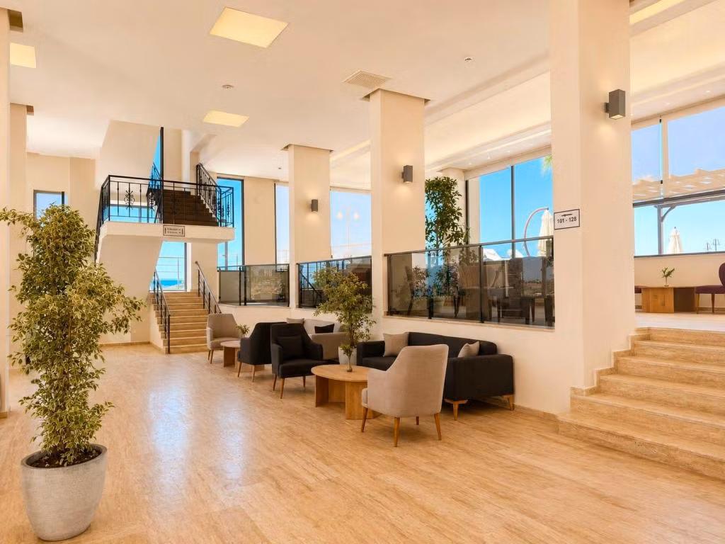 Altamare Hotel Kuşadası — 9