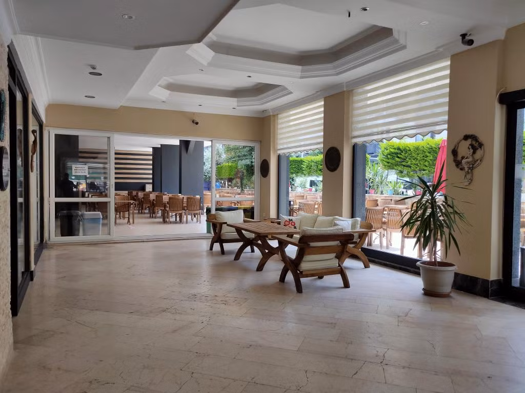 Altınersan Hotel Altınkum — 5