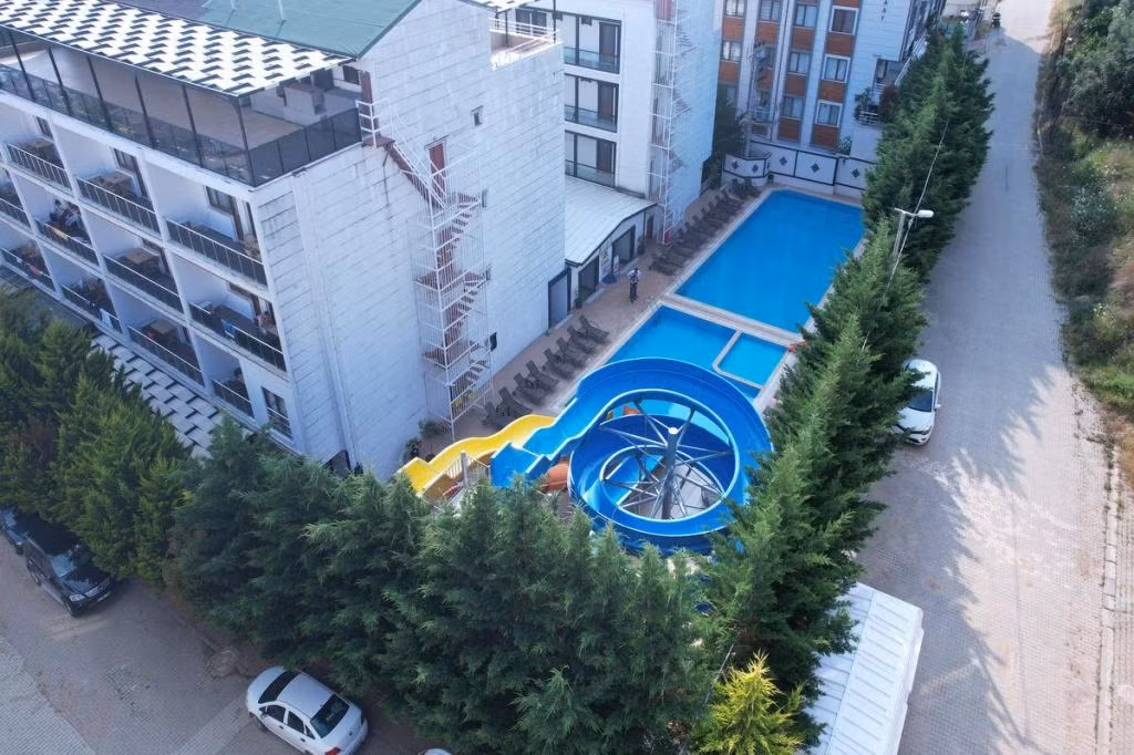 Altuncu Premium Termal Hotel — 2