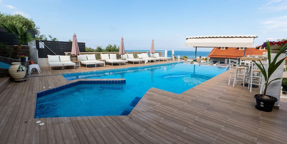 Anny Residences & Suites — 3