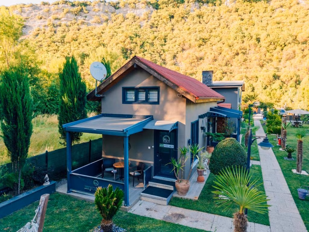  Antik River House — 6