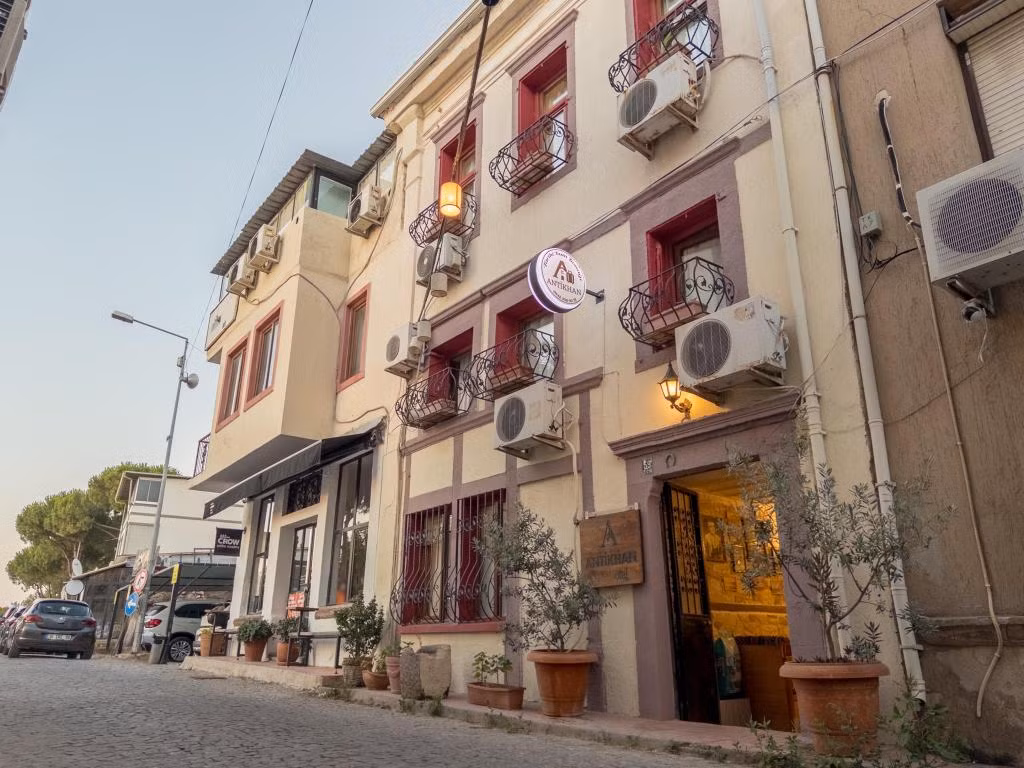 Antikhan Pansiyon — 8