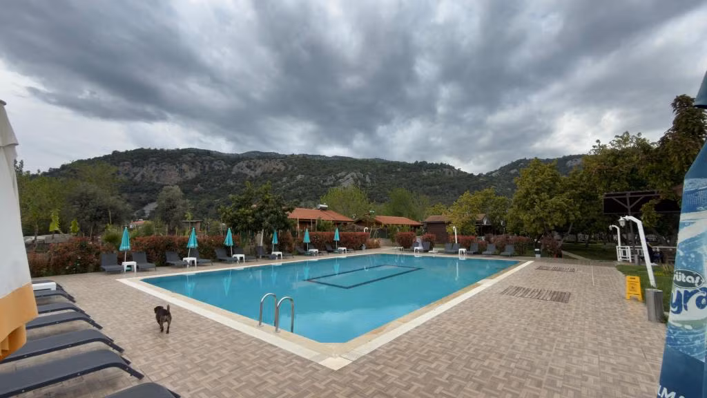 Apella Hotel — 3