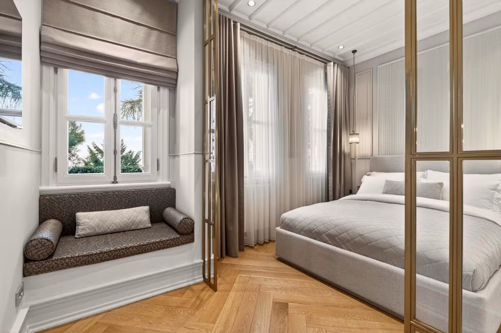 Arbor Hotel - Signature Collection