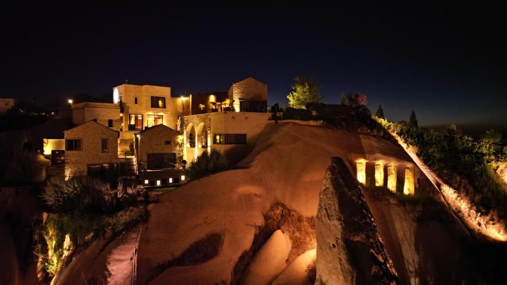 Ariana Luxury Lodge — 2