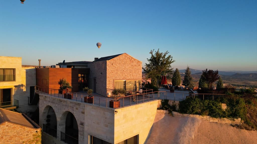 Ariana Luxury Lodge — 3
