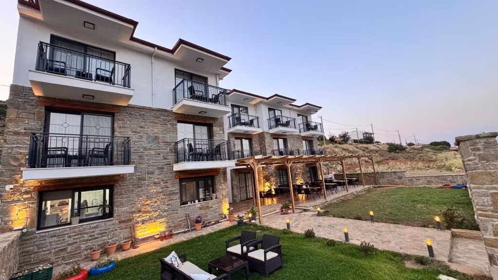 Aris Guest House — 4