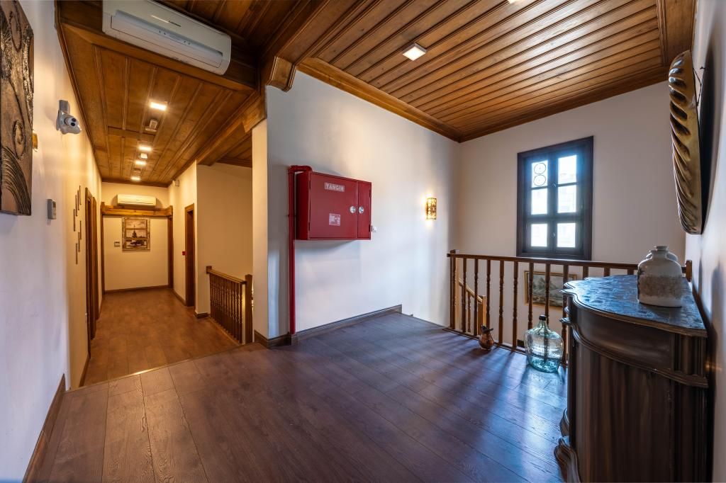 Armistis Hotel — 3