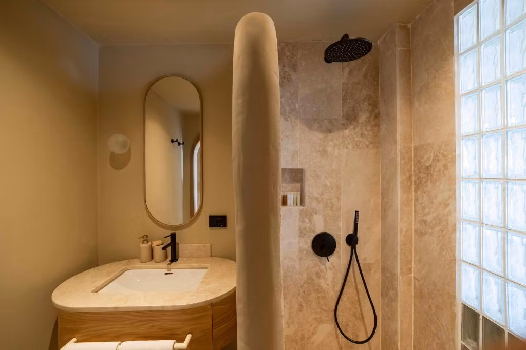 Asfiya Seaview Hotel — 3