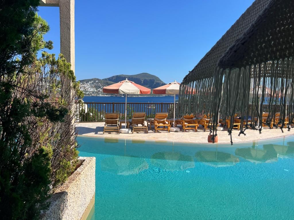 Asfiya Seaview Hotel — 2