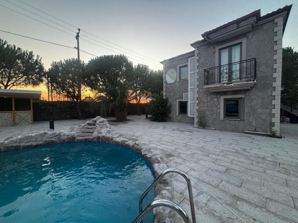 Assos La Pietra Hotel — 4