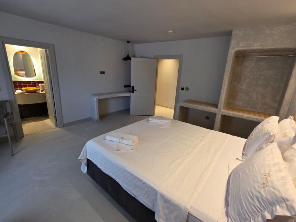 Assos La Pietra Hotel — 6