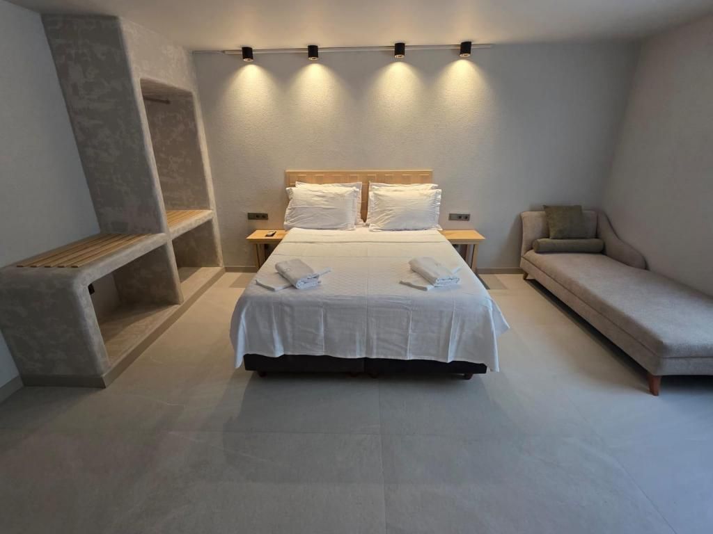 Assos La Pietra Hotel — 8