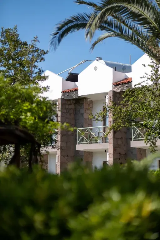 Assos Troy Beach Hotel — 8
