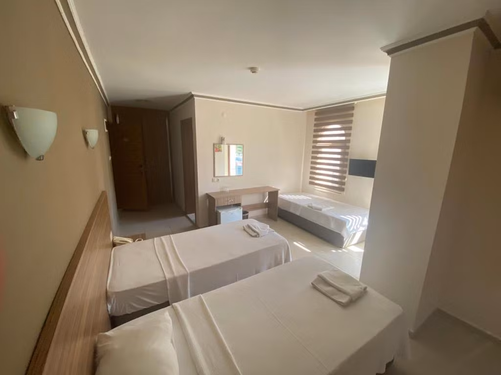 Astoria Life Hotel — 5