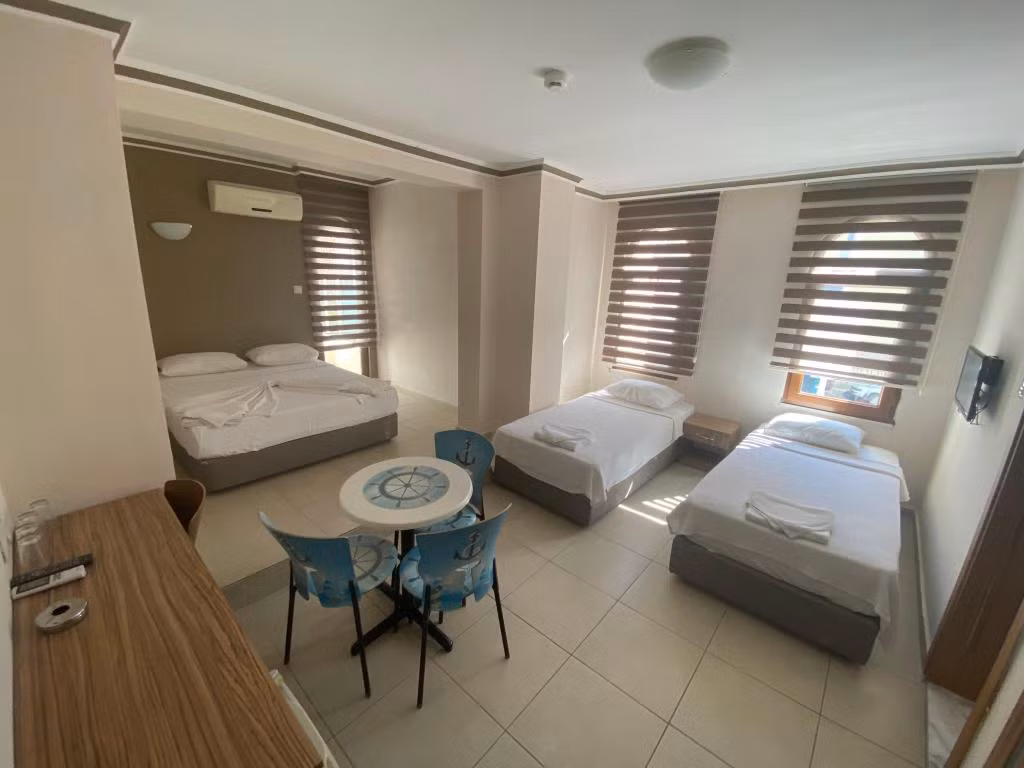Astoria Life Hotel — 7