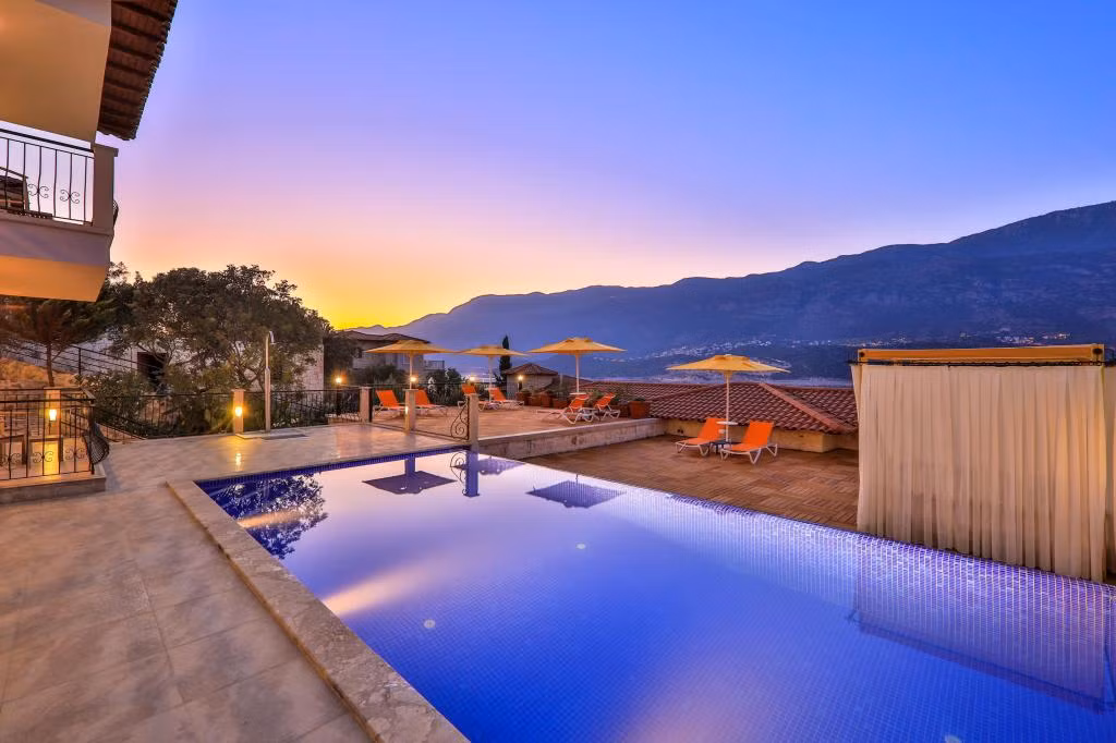 Atalante Hotel Kaş (+12 ) — 2