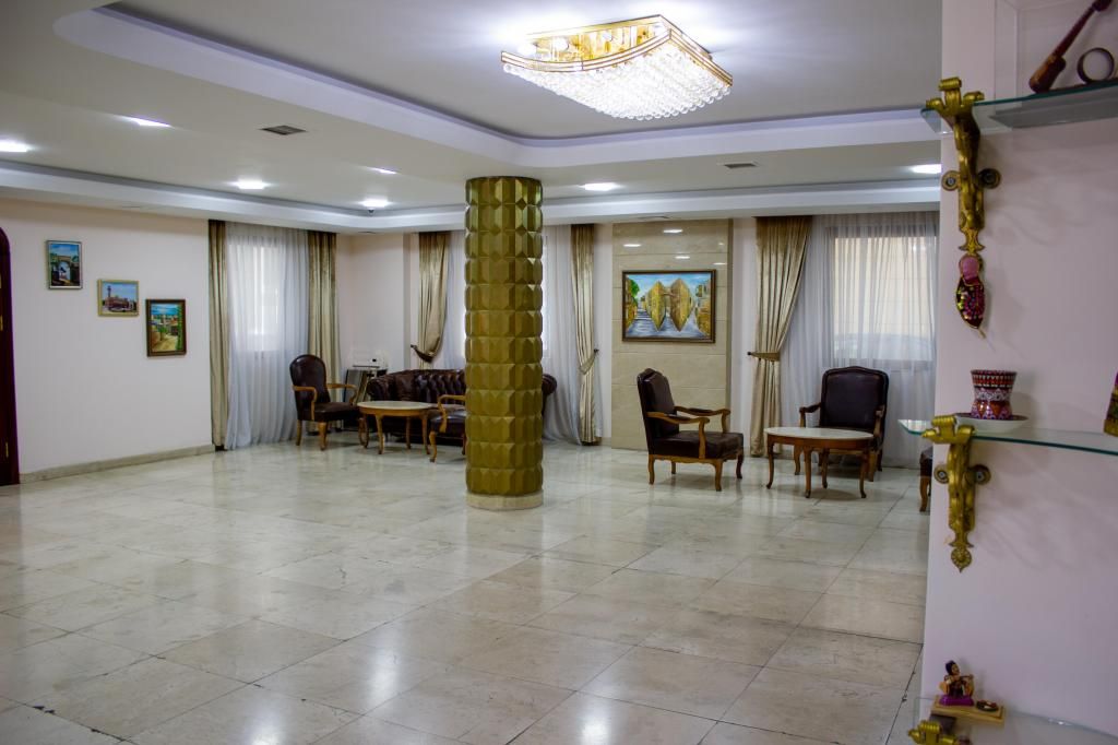 Atropat Old City Hotel — 4