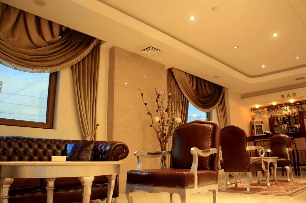 Atropat Old City Hotel — 2