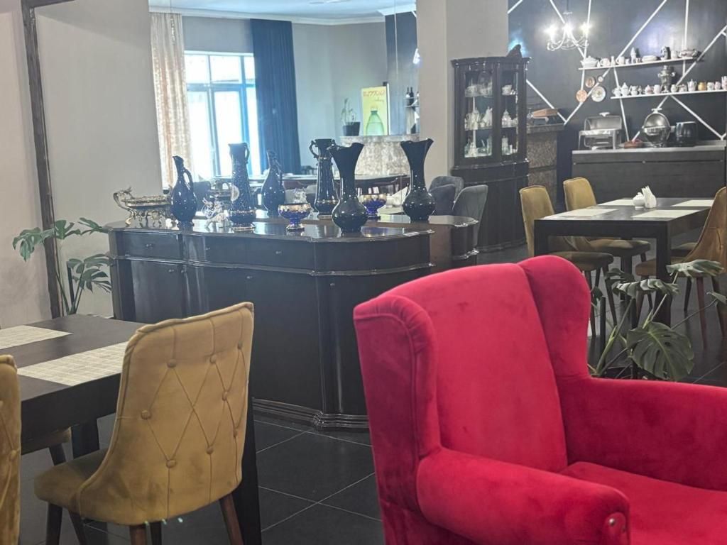 Aura Boutique Hotel Batumi — 2