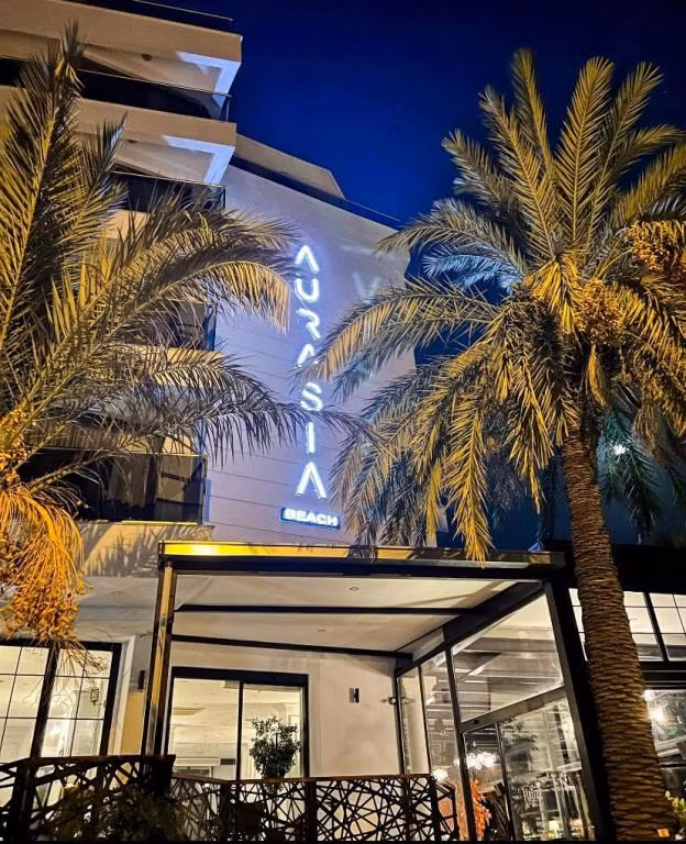 Aurasia Beach Hotel — 9