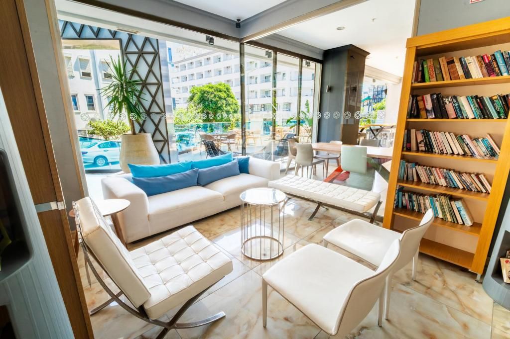Aurasia Design Hotel — 7