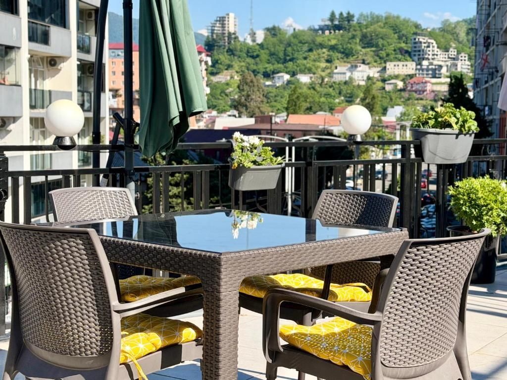 Aurora Hotel Batumi — 3