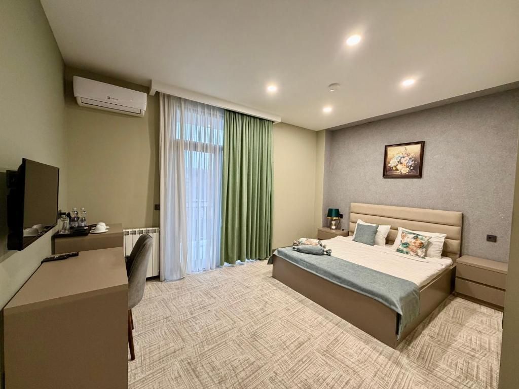 Aurora Hotel Batumi — 8