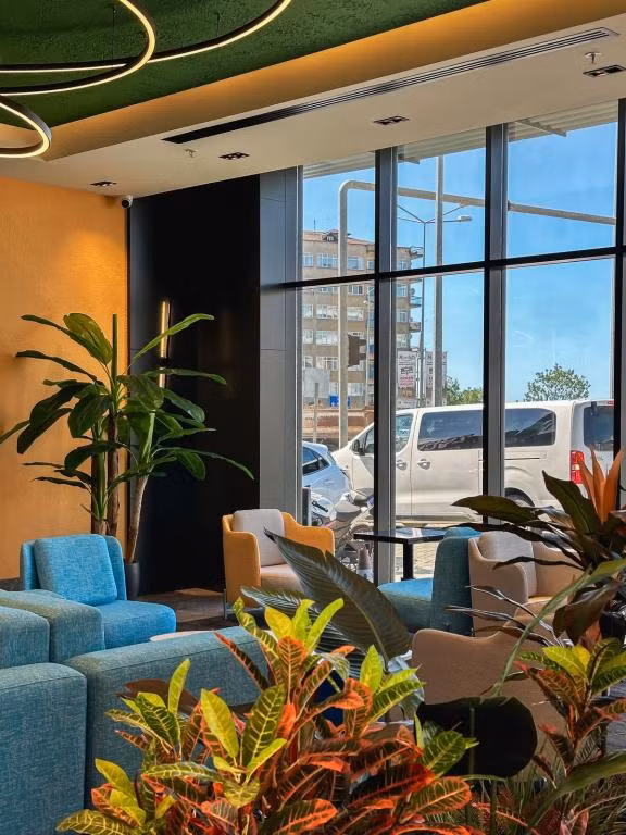 Axis Suites Hotel — 9