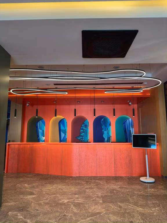 Axis Suites Hotel — 4