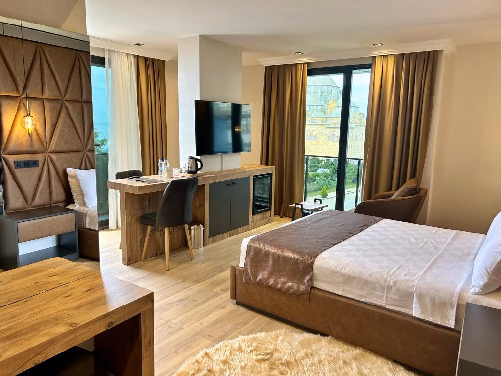 AYATOURE  HOTEL  — 9