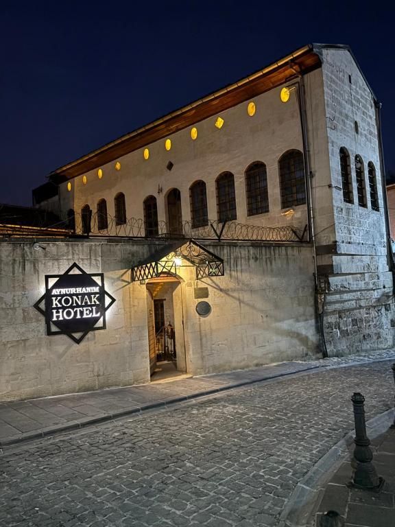 Aynur Hanım Konağı