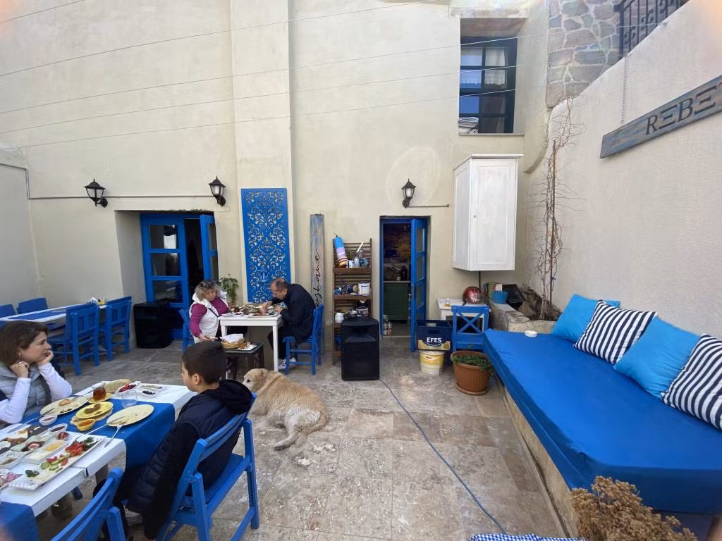 Ayvalık Rebetiko Otel — 3