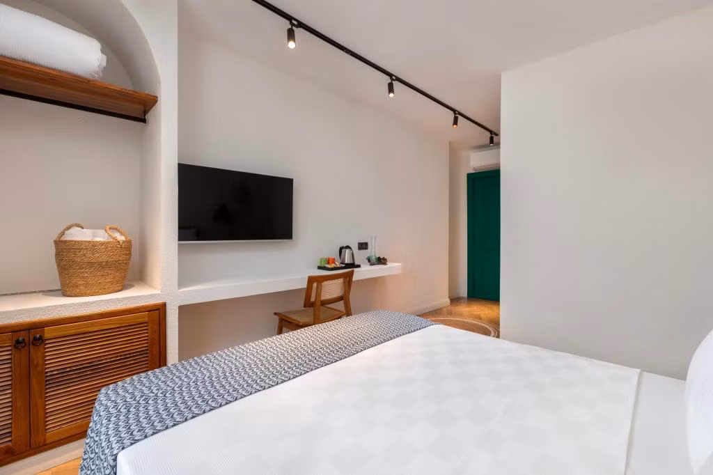 Azuu Hotel — 9