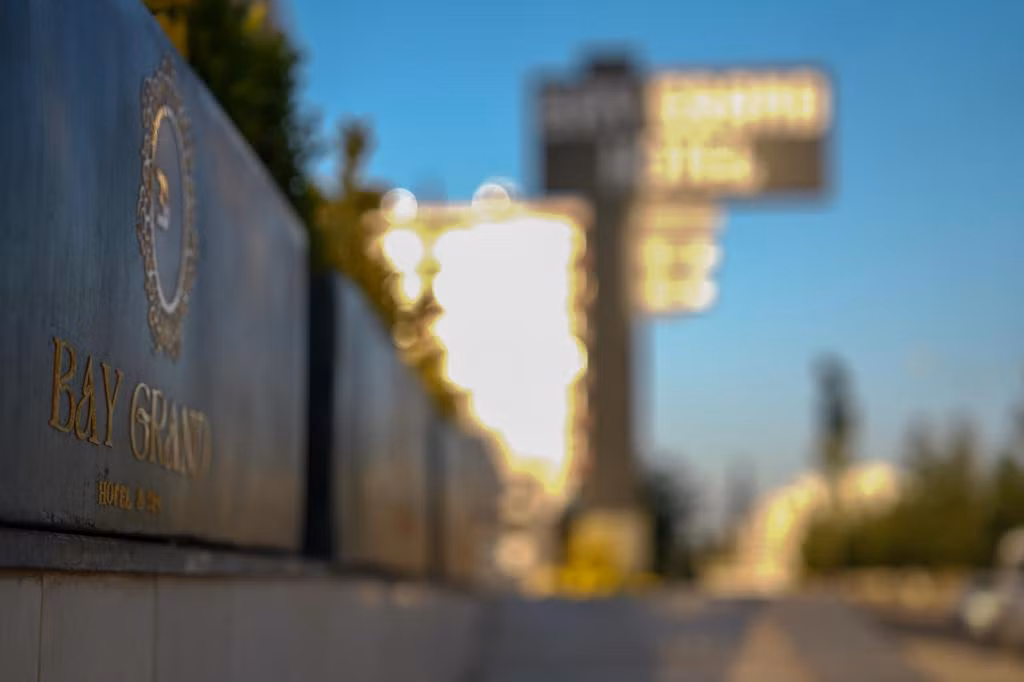Bay Grand Hotel & SPA — 8