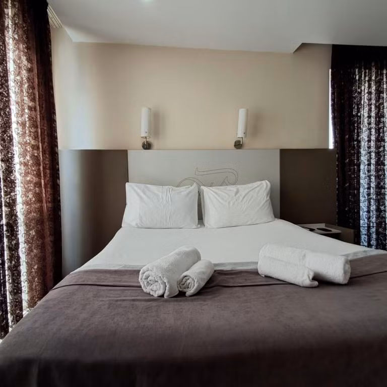 Bone Best Hotel — 2