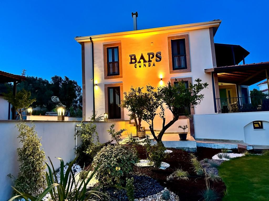 Baps Cunda (+8) — 4