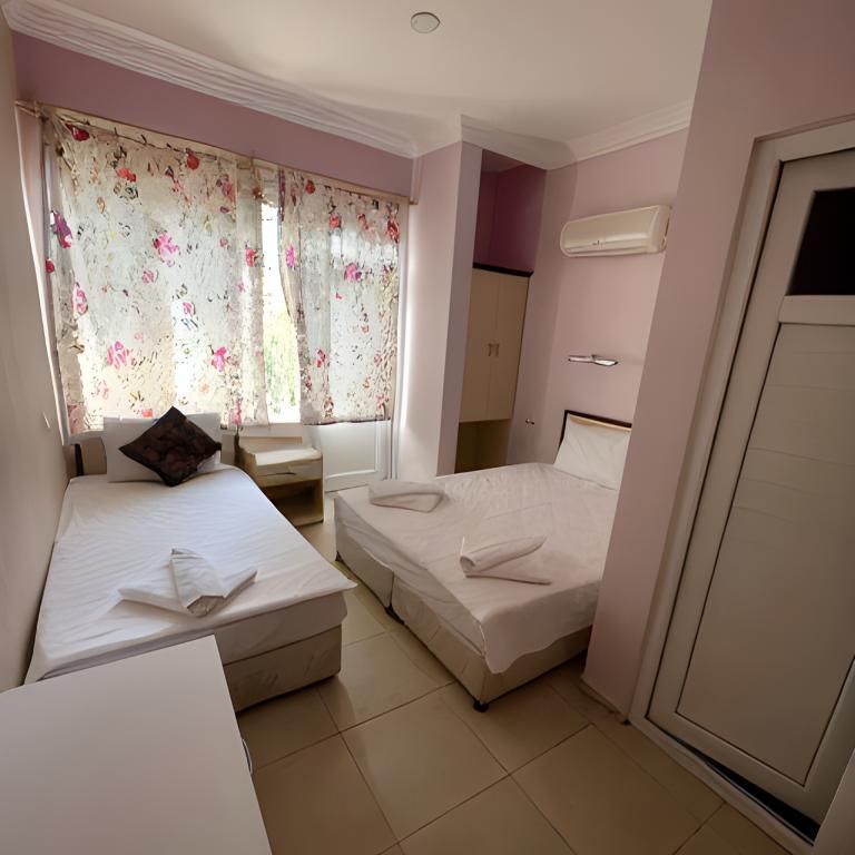 Beachway Hotel  — 9