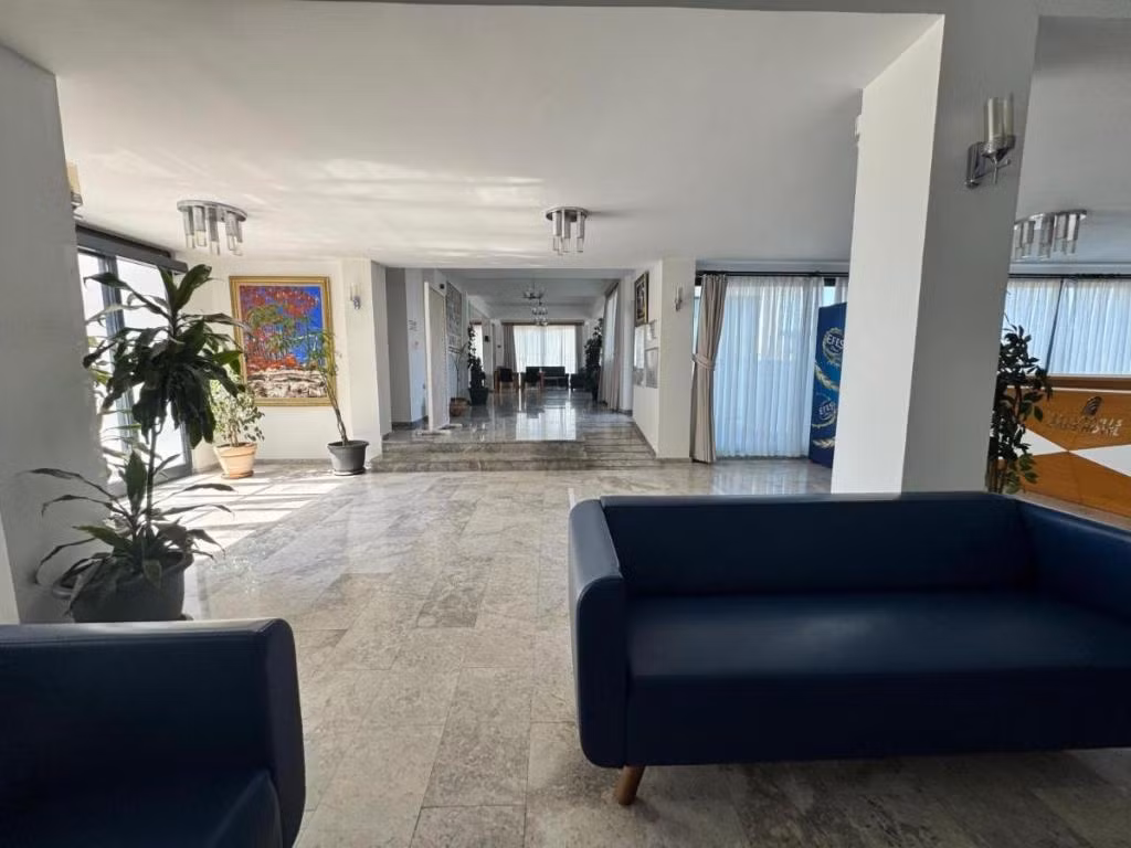 Bellapais Oasis Hotel — 9