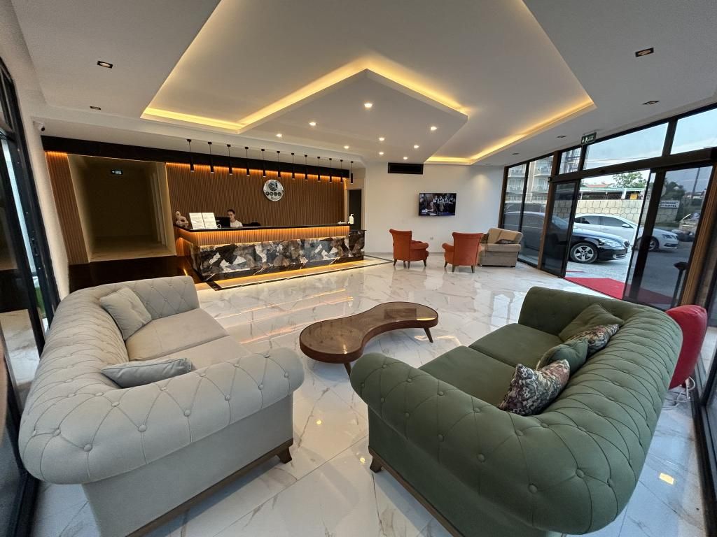 Bellissima Hotel — 5