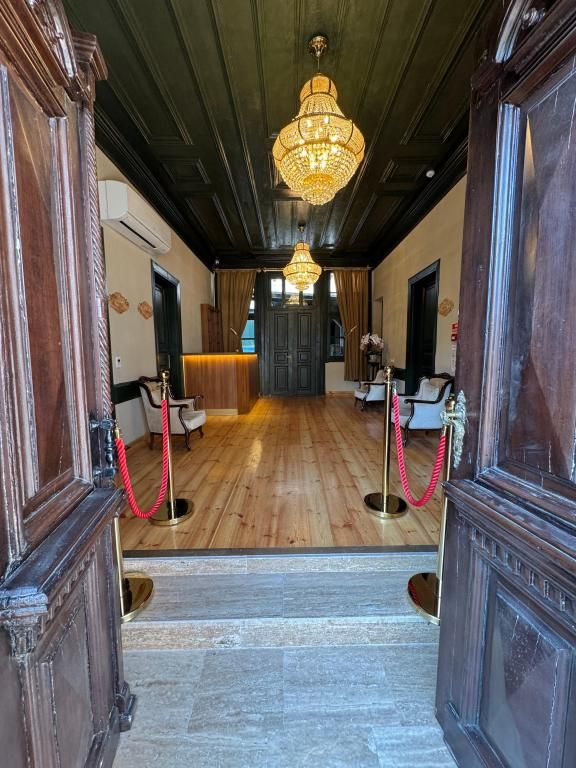 Bem Lion Inn — 5