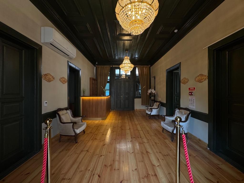Bem Lion Inn — 6