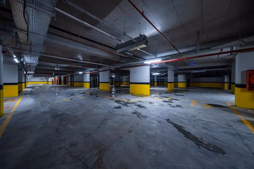 Benesta Centro By Goldfinch — 2