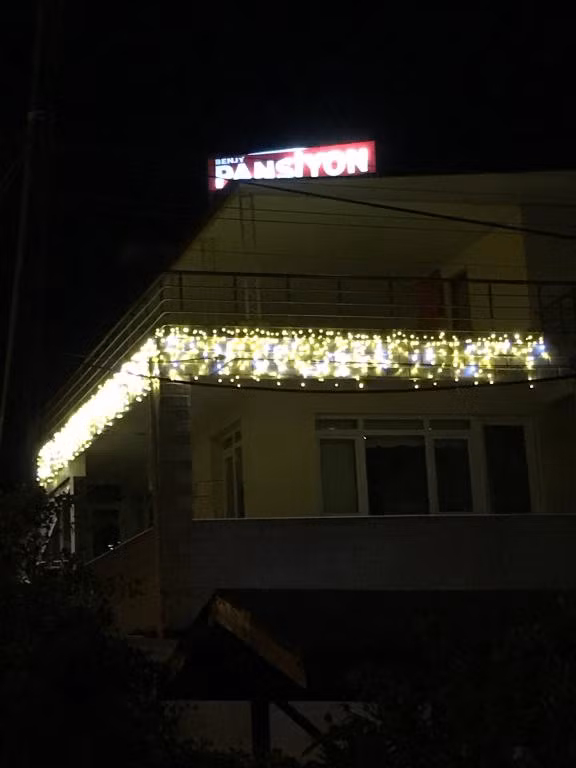 Benjy Motel Pansiyon — 8