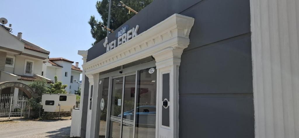 Bizim Kelebek — 5