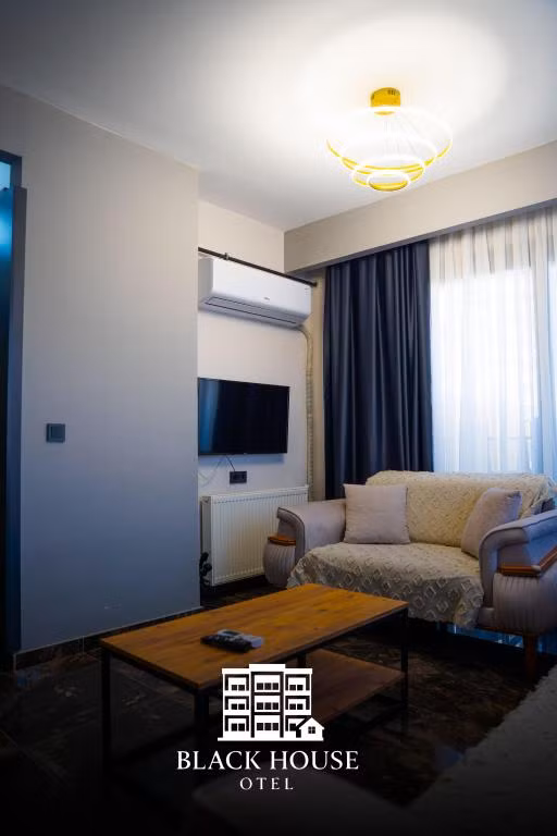 Black House Otel — 6