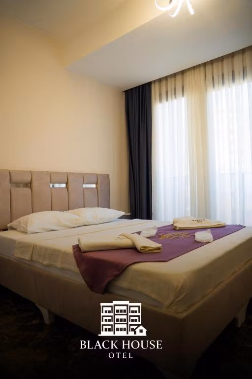 Black House Otel — 7