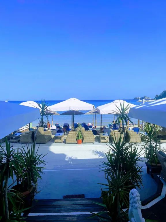 Blue Sea Beach Hotel — 4