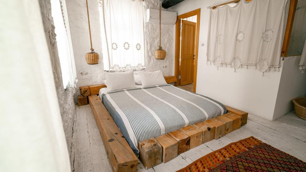 Kekik Alaçatı Otel Bo — 8