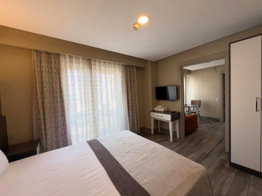 Bone Apart Otel — 4